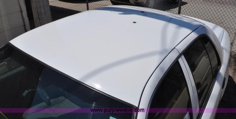 image for item G6063 2006 Ford Crown Victoria Police Interceptor