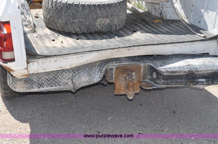 image for item G6065 1992 Dodge D250 pickup truck