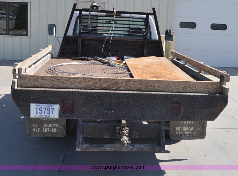 image for item G6067 1996 Ford F350 XL flatbed pickup truck
