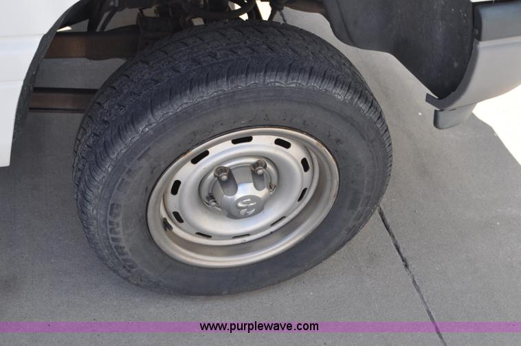 image for item G6070 2001 Dodge Ram 1500 pickup truck