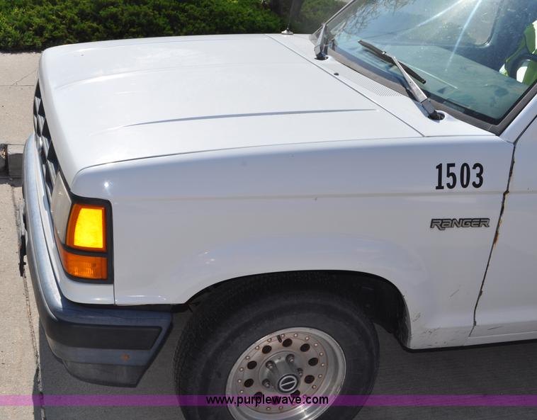 image for item G6071 1992 Ford Ranger pickup truck