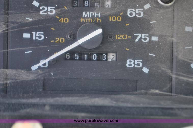 image for item G6071 1992 Ford Ranger pickup truck