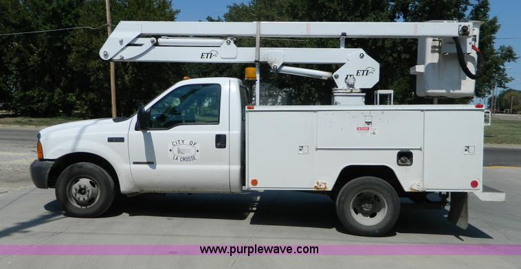 image for item G7997 1999 Ford F350 bucket truck