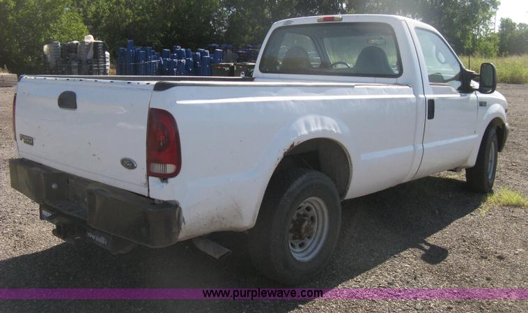 image for item H6395 2000 Ford F250 Super Duty XL pickup truck