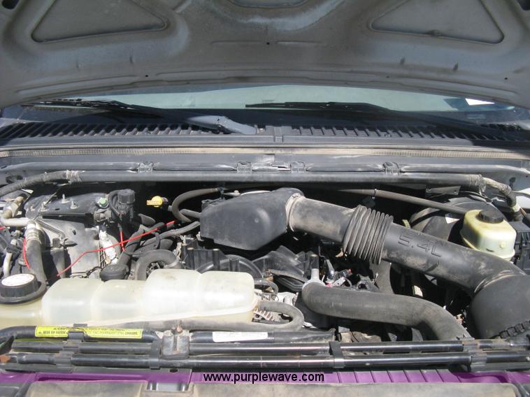 image for item H6395 2000 Ford F250 Super Duty XL pickup truck