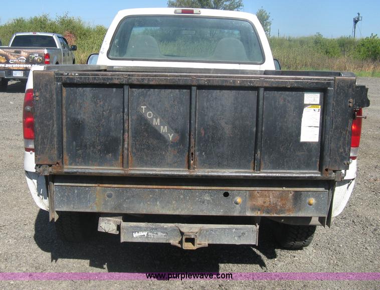 image for item H6396 2000 Ford F250 Super Duty XL pickup truck