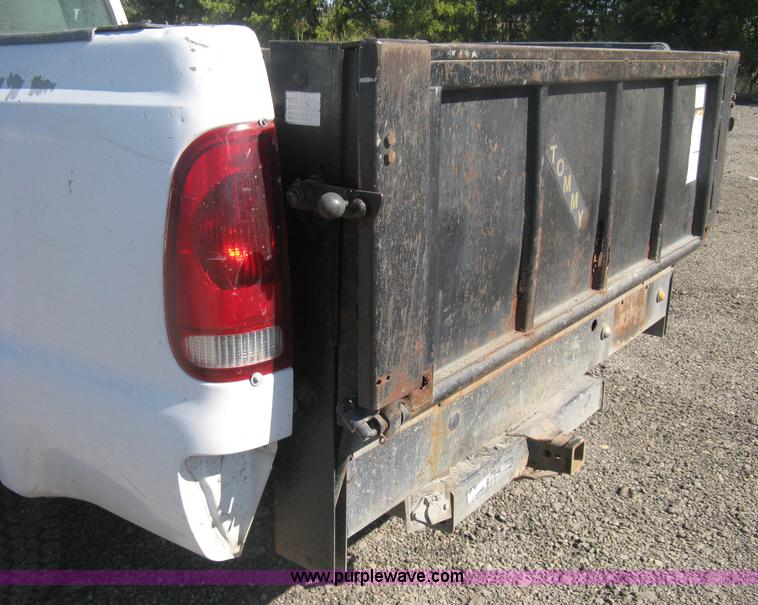 image for item H6396 2000 Ford F250 Super Duty XL pickup truck