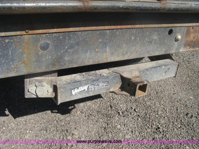 image for item H6396 2000 Ford F250 Super Duty XL pickup truck