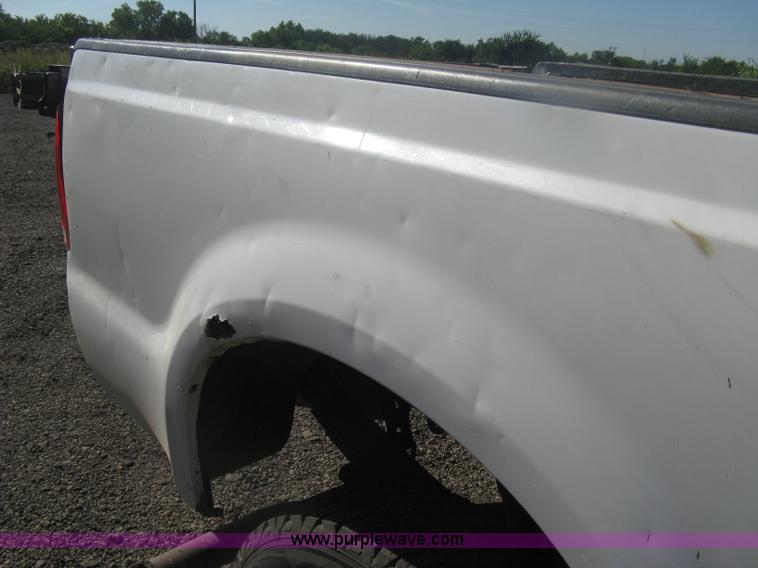 image for item H6396 2000 Ford F250 Super Duty XL pickup truck