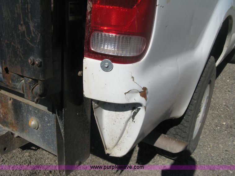 image for item H6396 2000 Ford F250 Super Duty XL pickup truck