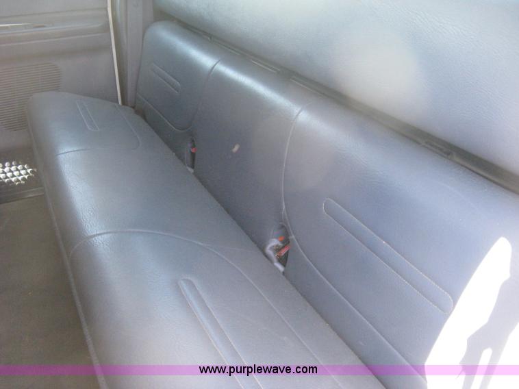 image for item H6397 1999 Ford F250 Super Duty SuperCab pickup truck