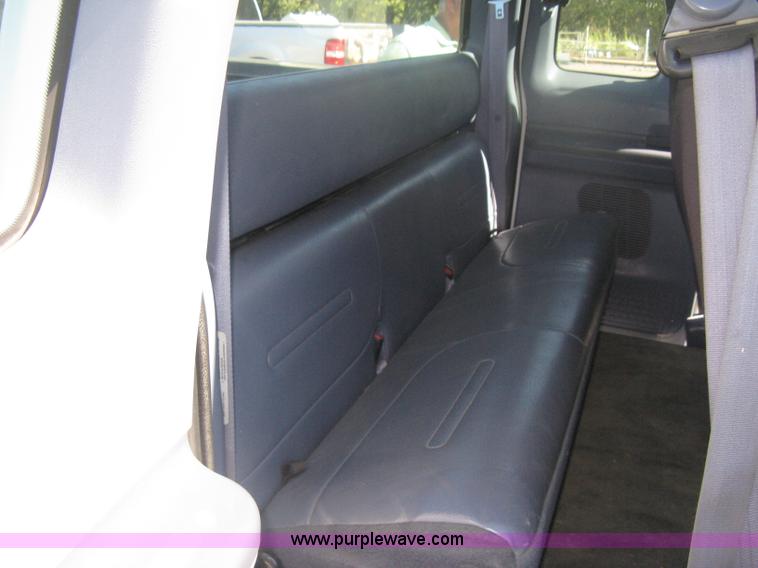 image for item H6397 1999 Ford F250 Super Duty SuperCab pickup truck