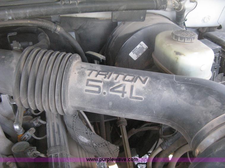 image for item H6397 1999 Ford F250 Super Duty SuperCab pickup truck