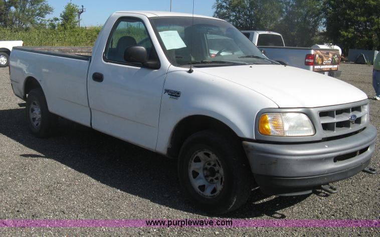 image for item H6398 1998 Ford F250 XL pickup truck