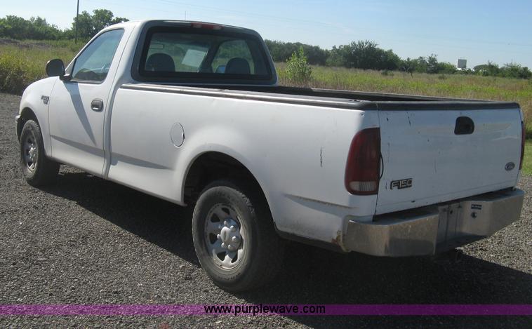 image for item H6398 1998 Ford F250 XL pickup truck