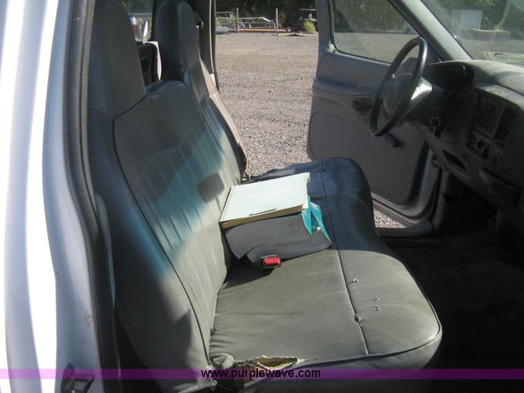 image for item H6398 1998 Ford F250 XL pickup truck