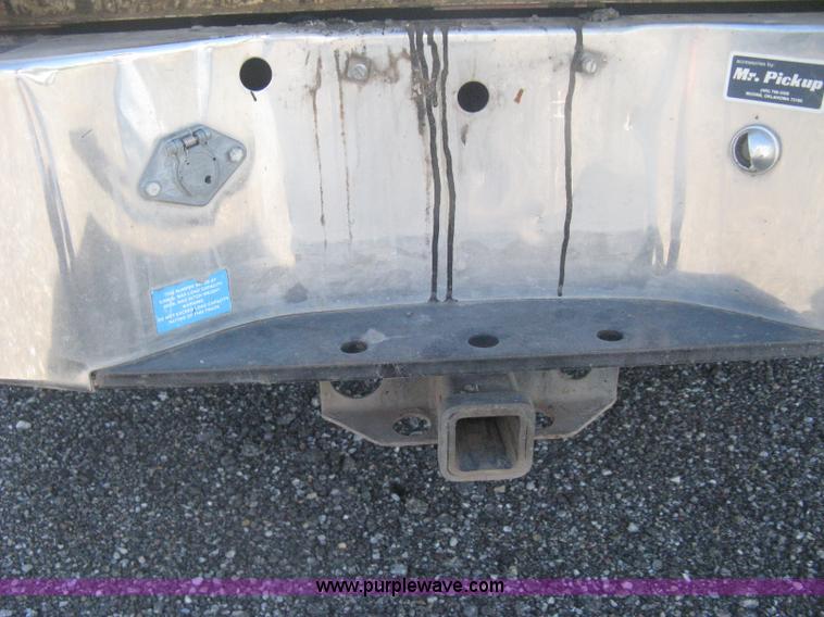 image for item H6398 1998 Ford F250 XL pickup truck