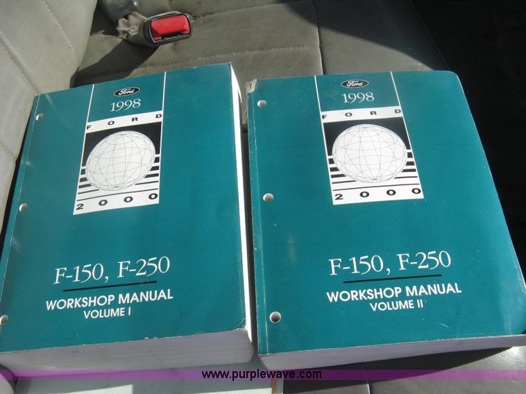 image for item H6398 1998 Ford F250 XL pickup truck