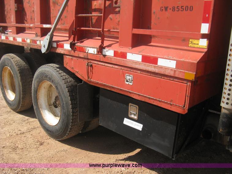 image for item H6400 1995 Ford LNT8000 dump truck