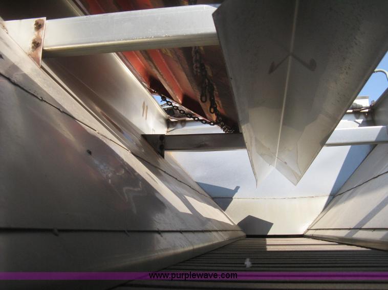 image for item H6400 1995 Ford LNT8000 dump truck