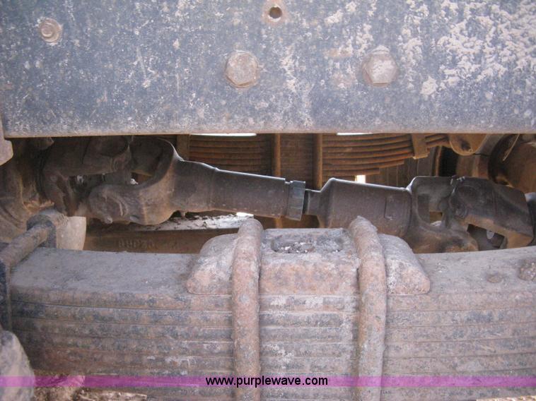 image for item H6400 1995 Ford LNT8000 dump truck