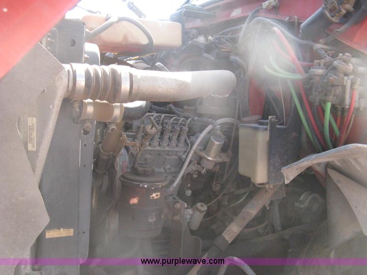 image for item H6400 1995 Ford LNT8000 dump truck