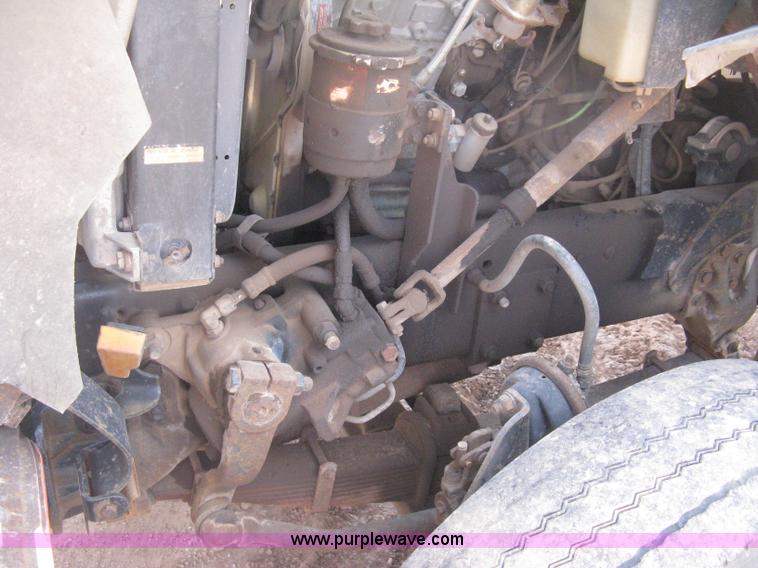 image for item H6400 1995 Ford LNT8000 dump truck