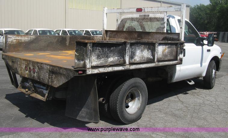 image for item H6418 2000 Ford F350 XL Super Duty dump body truck