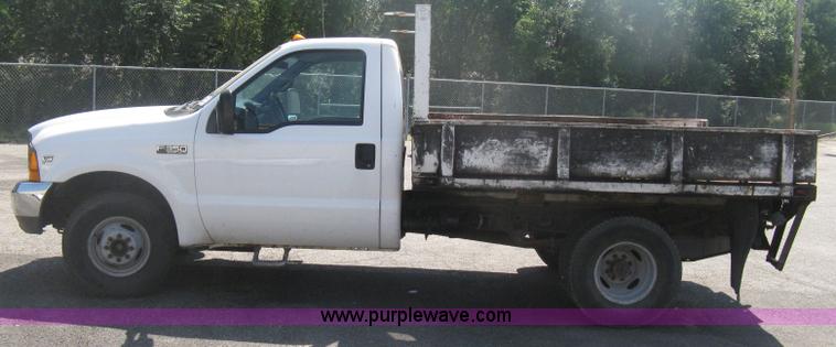 image for item H6418 2000 Ford F350 XL Super Duty dump body truck