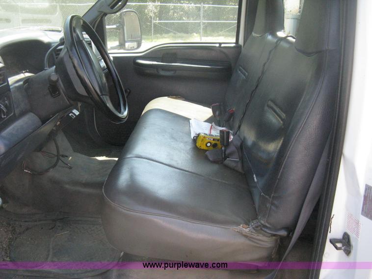 image for item H6418 2000 Ford F350 XL Super Duty dump body truck