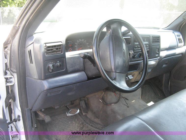 image for item H6418 2000 Ford F350 XL Super Duty dump body truck