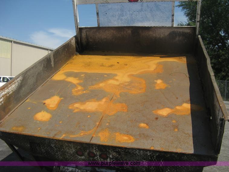 image for item H6418 2000 Ford F350 XL Super Duty dump body truck