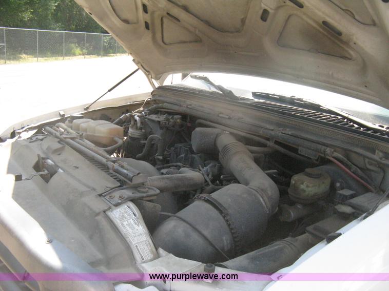 image for item H6418 2000 Ford F350 XL Super Duty dump body truck