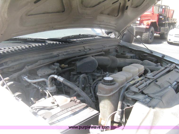 image for item H6418 2000 Ford F350 XL Super Duty dump body truck