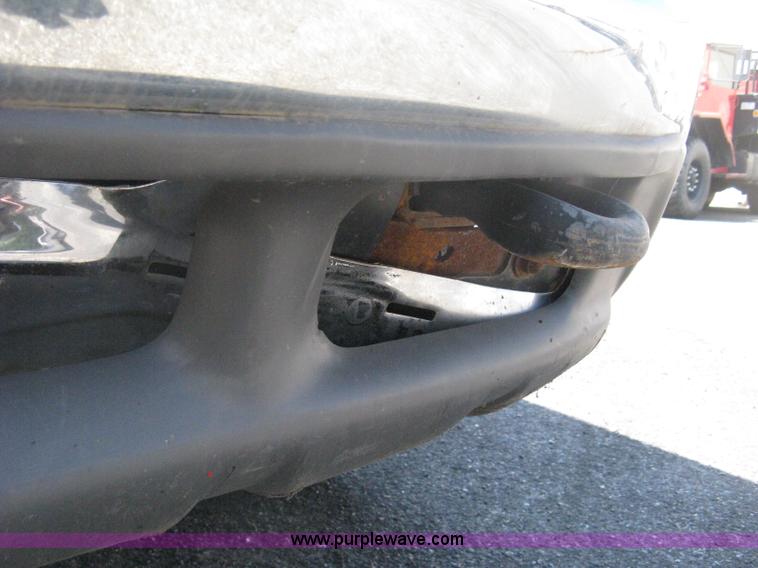 image for item H6418 2000 Ford F350 XL Super Duty dump body truck