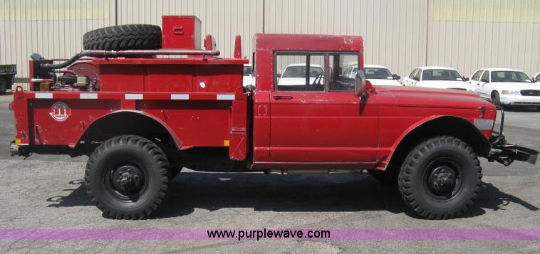 image for item H6419 1968 Kaiser Jeep M715 brush firetruck