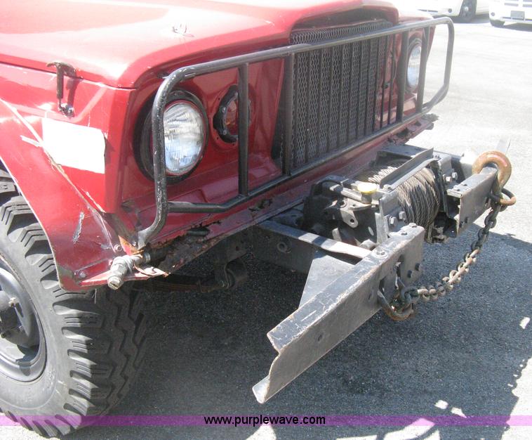 image for item H6419 1968 Kaiser Jeep M715 brush firetruck