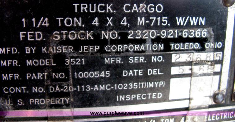 image for item H6419 1968 Kaiser Jeep M715 brush firetruck