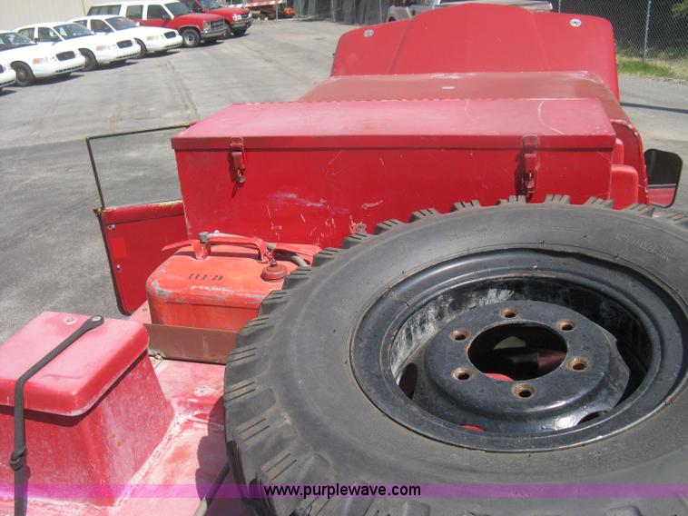 image for item H6419 1968 Kaiser Jeep M715 brush firetruck