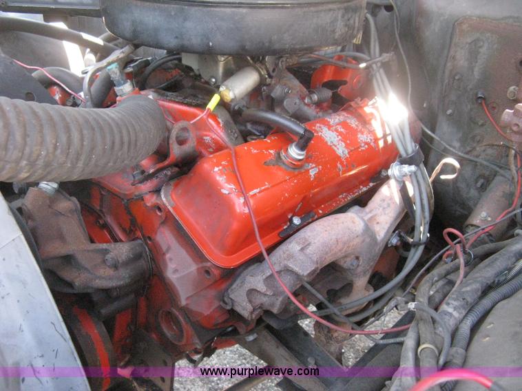 image for item H6419 1968 Kaiser Jeep M715 brush firetruck