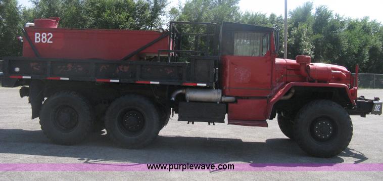 image for item H6420 1968 Kaiser Jeep M54 flatbed truck