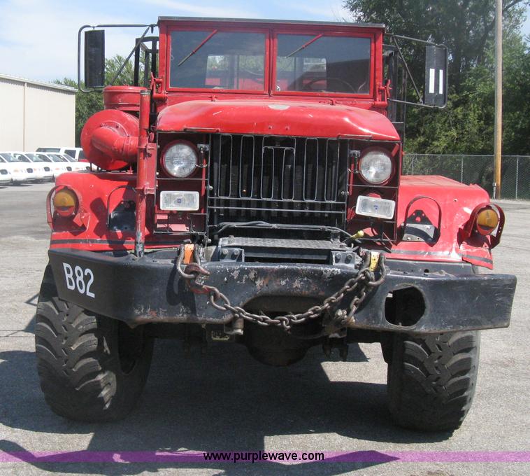 image for item H6420 1968 Kaiser Jeep M54 flatbed truck