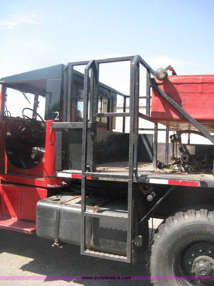 image for item H6420 1968 Kaiser Jeep M54 flatbed truck