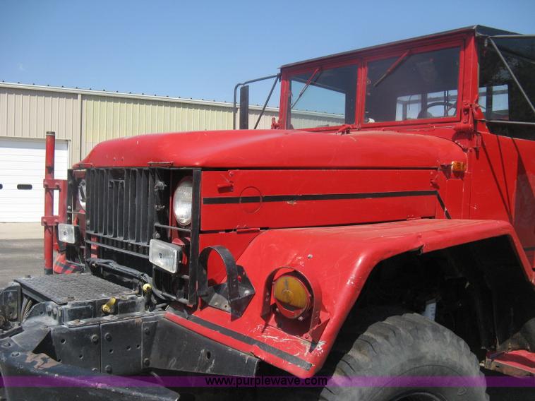 image for item H6420 1968 Kaiser Jeep M54 flatbed truck