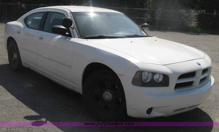 image for item H6421 2006 Dodge Charger SXT