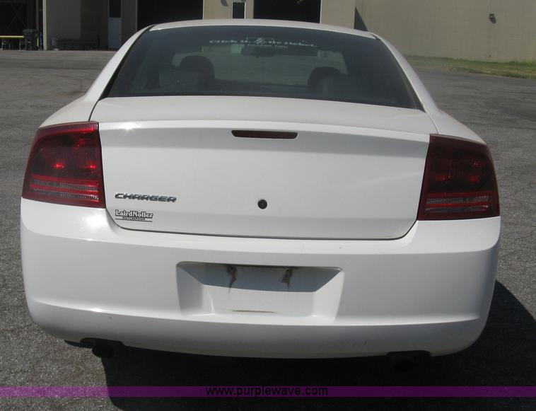 image for item H6421 2006 Dodge Charger SXT