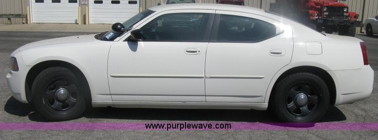 image for item H6421 2006 Dodge Charger SXT