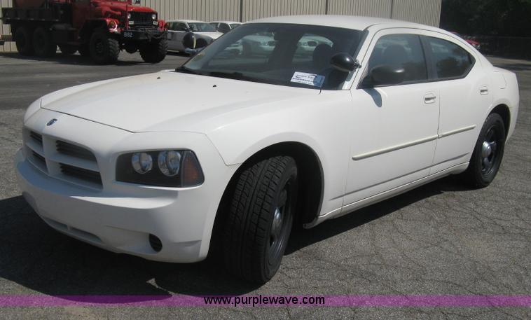 image for item H6421 2006 Dodge Charger SXT