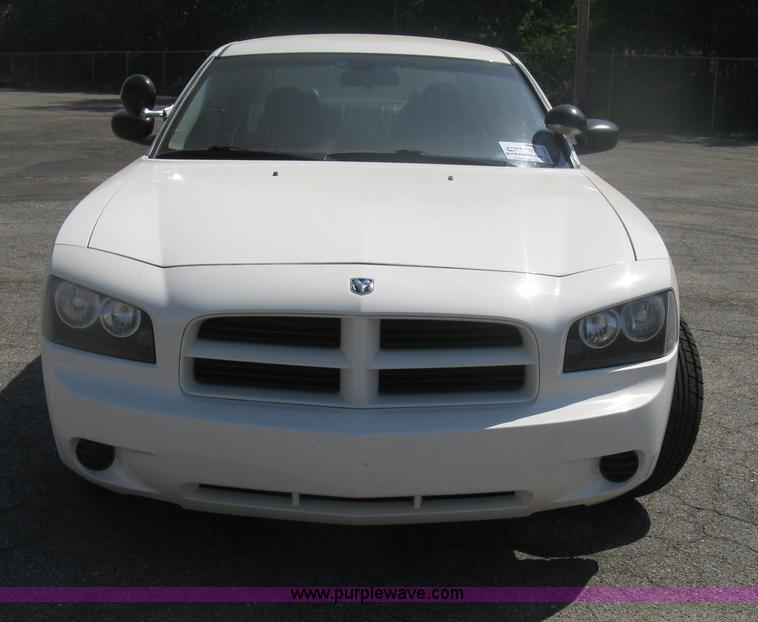 image for item H6421 2006 Dodge Charger SXT