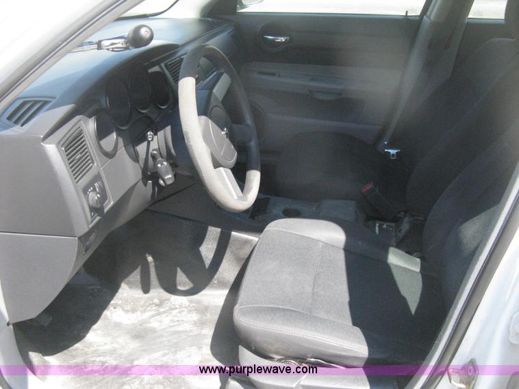 image for item H6421 2006 Dodge Charger SXT